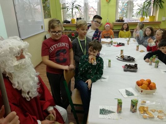  Grafika #3: Mikołajki w klasie IVa grafika