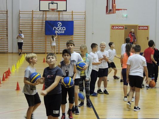  Grafika #9: SZKOLNY BASKET grafika