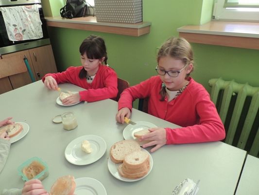  Grafika #0: Klasa IIa obchodziła Światowy Dzień Pluszowego Misia grafika