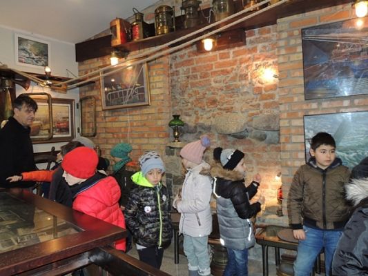  Grafika #11: Zwiedzanie Galerii na Wyspie grafika