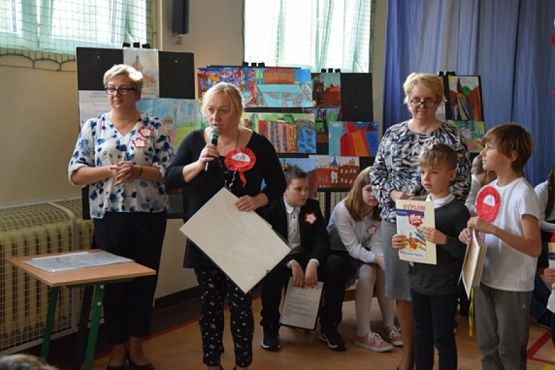  Grafika #17: 100 lecie odzyskania przez Polskę niepodległości . grafika