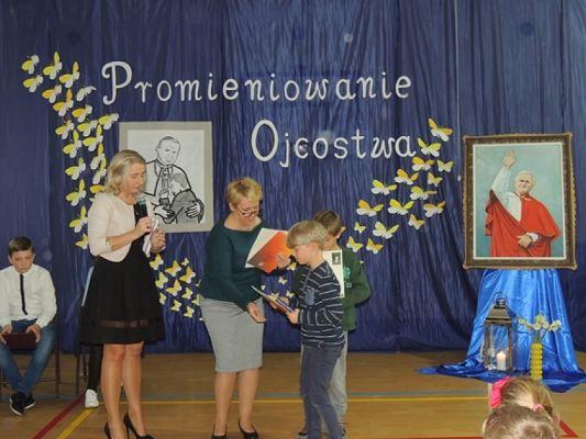  Grafika #7: ,,NIE MA LEPSZEGO, OD JANA PAWŁA II… grafika