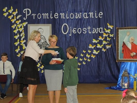  Grafika #8: ,,NIE MA LEPSZEGO, OD JANA PAWŁA II… grafika