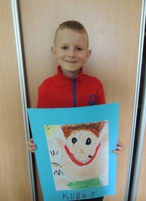  Grafika #0: UBIERZ SIĘ W UŚMIECH! JEST W JEDNYM ROZMIARZE A PASUJE DO KAŻDEGO! grafika