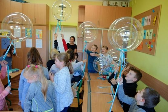  Grafika #0: Dzień Chłopaka kl IVb grafika