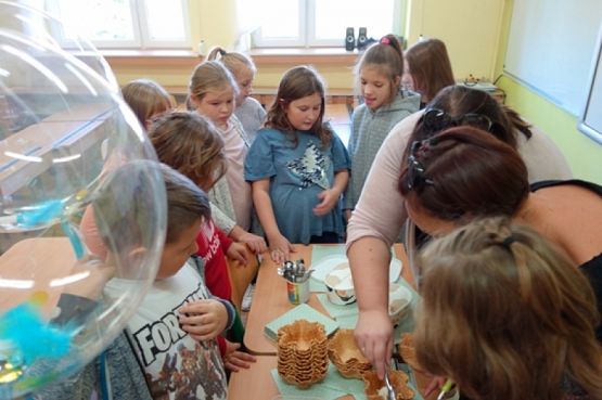  Grafika #1: Dzień Chłopaka kl IVb grafika