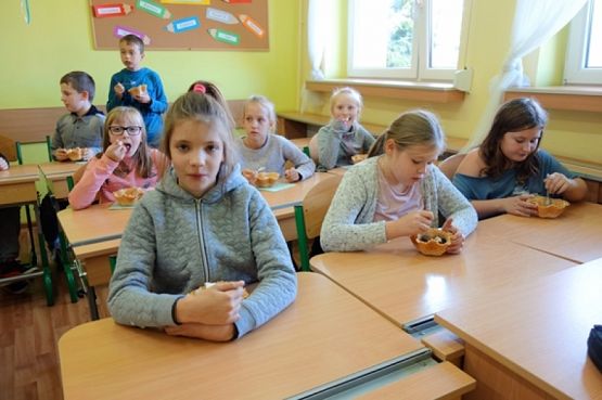  Grafika #6: Dzień Chłopaka kl IVb grafika