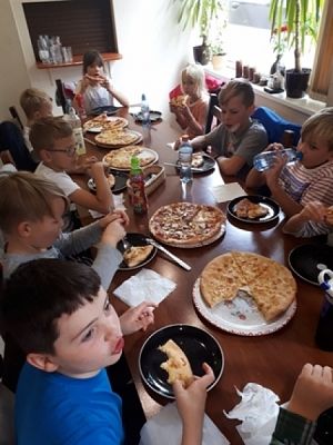  Grafika #5: Dzień Chłopaka kl IIb grafika