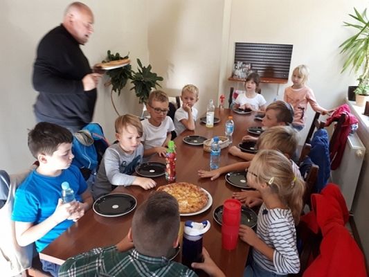  Grafika #9: Dzień Chłopaka kl IIb grafika