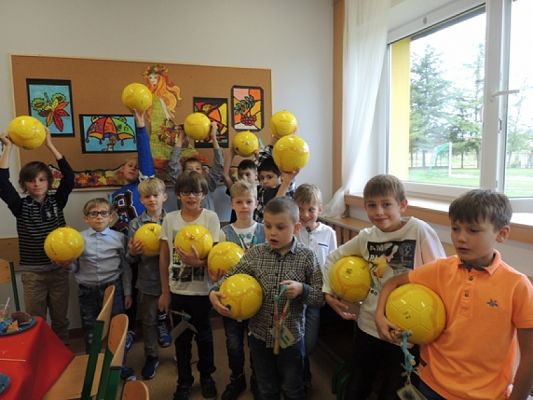  Grafika #6: Dzień Chłopaka kl III grafika