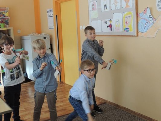  Grafika #9: Dzień Chłopaka kl III grafika