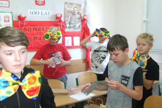  Grafika #1: Dzień Chłopaka kl VIIa grafika