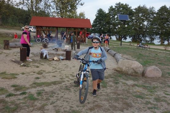  Grafika #17: ROWEREM NAD JEZIORO LUBOWIDZKIE grafika