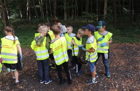  Grafika #2: Sprzątanie Świata grafika