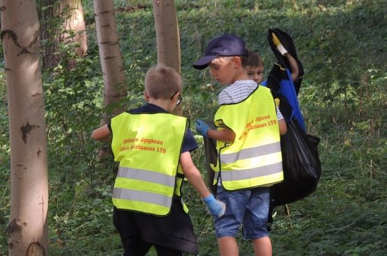  Grafika #5: Sprzątanie Świata grafika