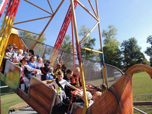  Grafika #6: Zabawa i integracja na X Mini Olimpiadzie Osób Niepełnosprawnych w Charbrowie grafika