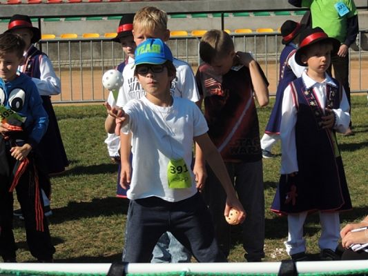  Grafika #8: Zabawa i integracja na X Mini Olimpiadzie Osób Niepełnosprawnych w Charbrowie grafika