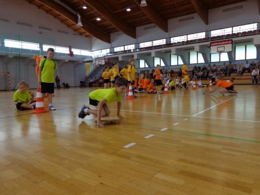  Grafika #8: Konkurs Sportowy dla klas I-III Kto z nas lepiej i prędzej grafika