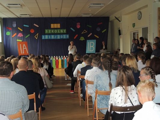 Grafika #0: Rozpoczęcie Roku Szkolnego 2018/2019 grafika