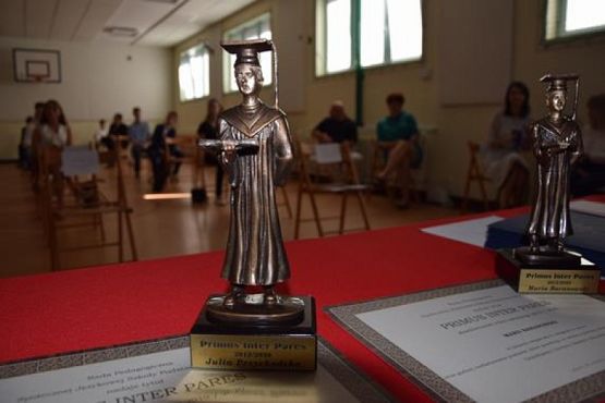  Grafika #8: Zakończenie roku szkolnego 2019/2020 oraz pożegnanie absolwentów grafika