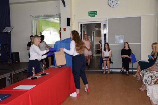  Grafika #47: Zakończenie roku szkolnego 2019/2020 oraz pożegnanie absolwentów grafika