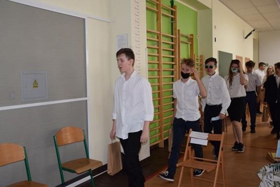  Grafika #73: Zakończenie roku szkolnego 2019/2020 oraz pożegnanie absolwentów grafika