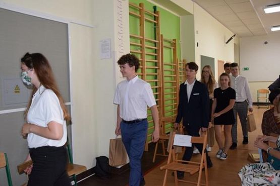  Grafika #74: Zakończenie roku szkolnego 2019/2020 oraz pożegnanie absolwentów grafika