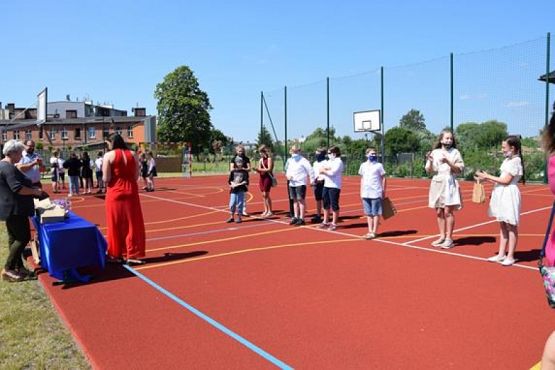  Grafika #85: Zakończenie roku szkolnego 2019/2020 oraz pożegnanie absolwentów grafika