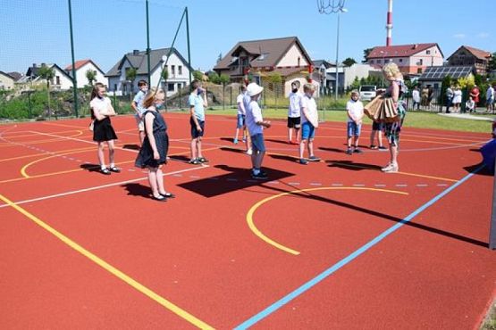  Grafika #87: Zakończenie roku szkolnego 2019/2020 oraz pożegnanie absolwentów grafika