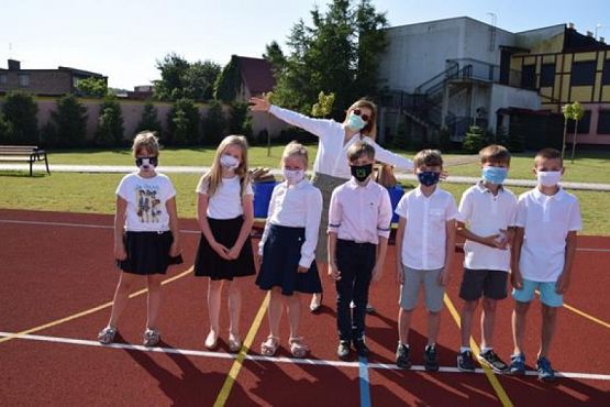  Grafika #94: Zakończenie roku szkolnego 2019/2020 oraz pożegnanie absolwentów grafika