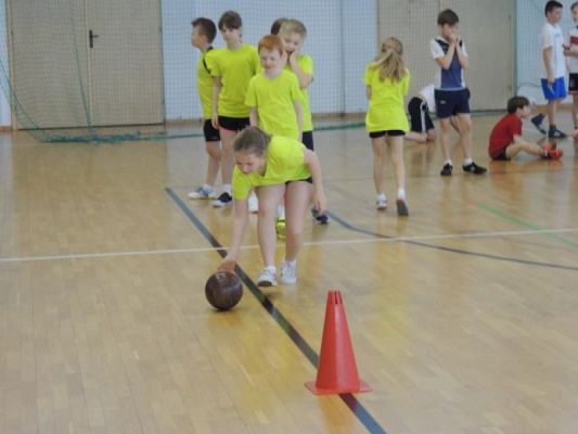  Grafika #4: Miejskie Zawody Sportowe Szkół Podstawowych kl. II i III Baw się razem z nami grafika