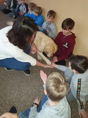  Grafika #4: Dzień Kobiet w klasie IV - fotorelacja grafika