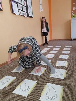  Grafika #11: Dzień Kobiet w klasie IV - fotorelacja grafika