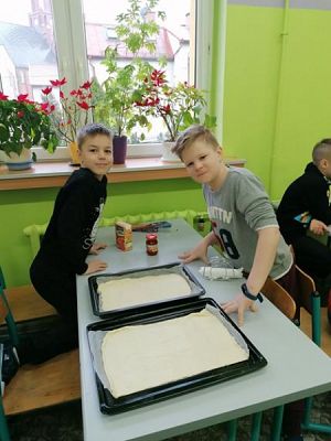  Grafika #5: Pizza making class grafika