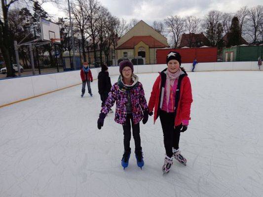  Grafika #4: Wyjście na lodowisko grafika