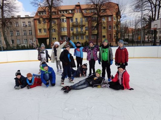  Grafika #7: Wyjście na lodowisko grafika