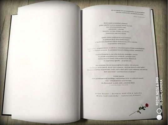  Grafika #1: "PEREŁKI WSPOMNIEŃ" grafika