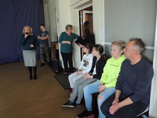  Grafika #2: "PEREŁKI WSPOMNIEŃ" grafika