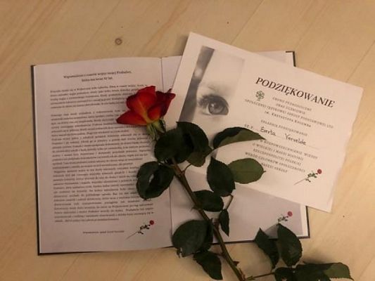  Grafika #4: "PEREŁKI WSPOMNIEŃ" grafika