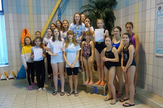  Grafika #0: MIEJSKIE IGRZYSKA DZIECI W PŁYWANIU DRUŻYNOWYM grafika