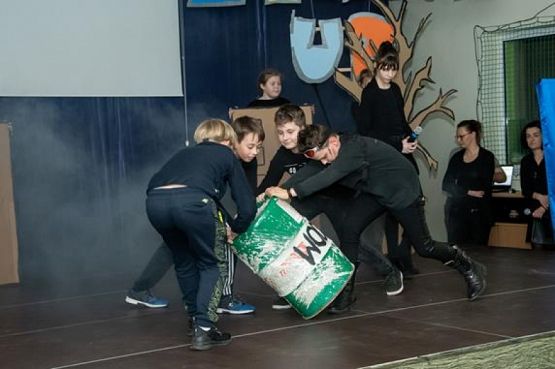  Grafika #43: START UP 2020 grafika