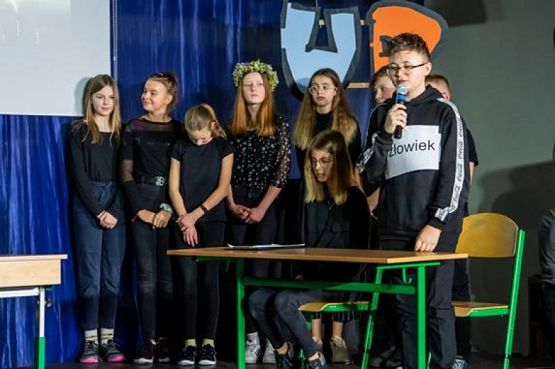  Grafika #52: START UP 2020 grafika