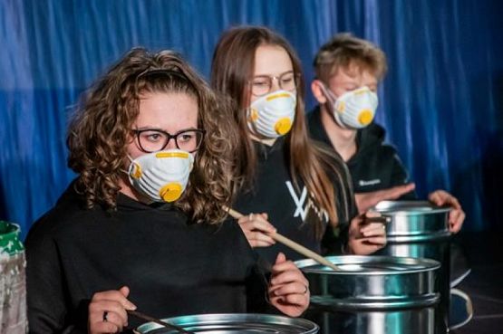  Grafika #62: START UP 2020 grafika