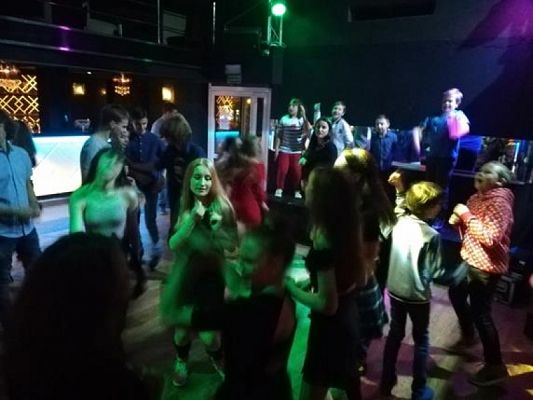  Grafika #6: DYSKOTEKA WALENTYNKOWA kl.IV-VIII grafika