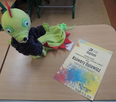  Grafika #2: NAGRODA GŁÓWNA w Międzyszkolnym Konkursie Plastycznym ,,Pocztówka z wakacji grafika