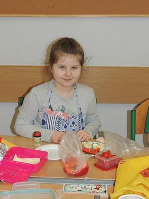  Grafika #8: Regaty na liściach sałaty grafika