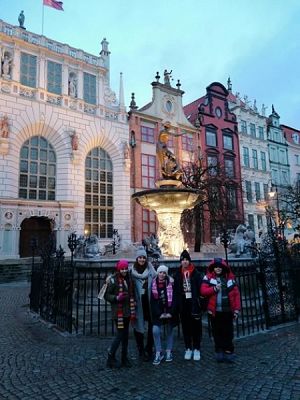  Grafika #0: Fotorelacja z 2 i 3 dnia projektu Erasmus+ "Second life" grafika