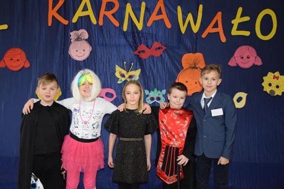  Grafika #3: Bal karnawałowy grafika