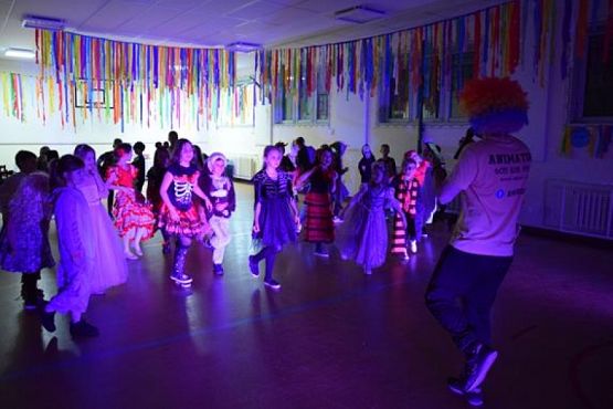  Grafika #6: Bal karnawałowy grafika