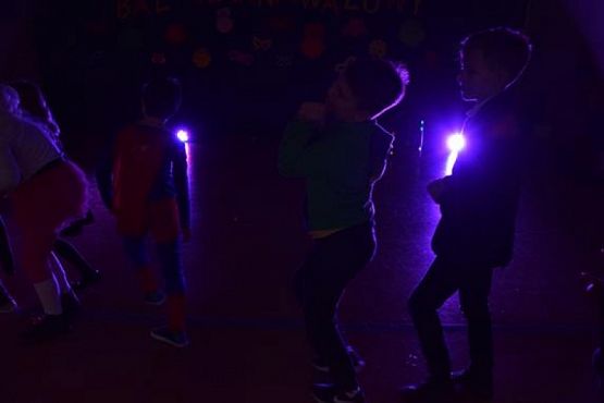  Grafika #7: Bal karnawałowy grafika